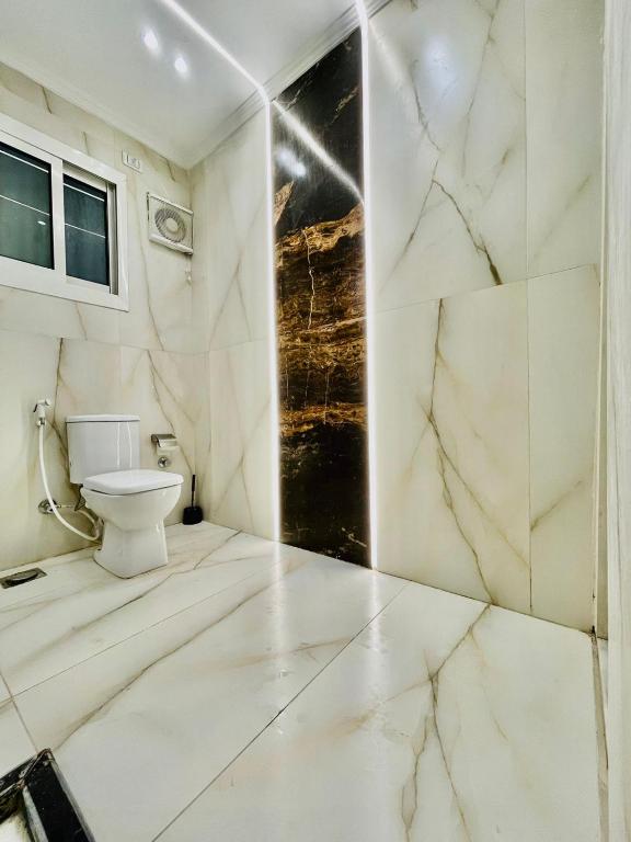 White House Pyramids view - 7