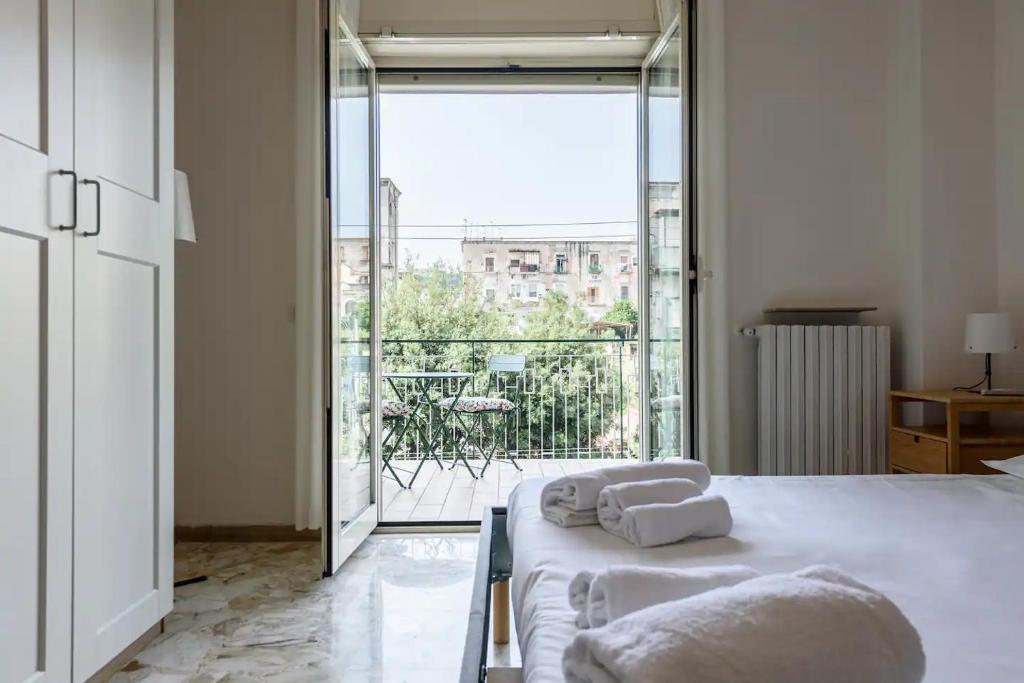 Appartamento 2BR per 5 con Patio Privato - Vicino Centro