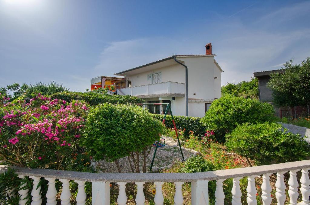 Zahrada ubytování Apartment Stojna