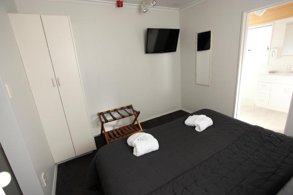 
One-Bedroom Apartment with Spa Bath
