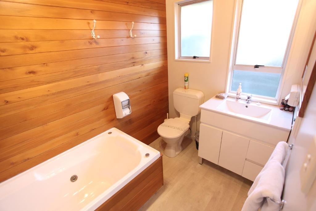 Aspen on King - Resim 33