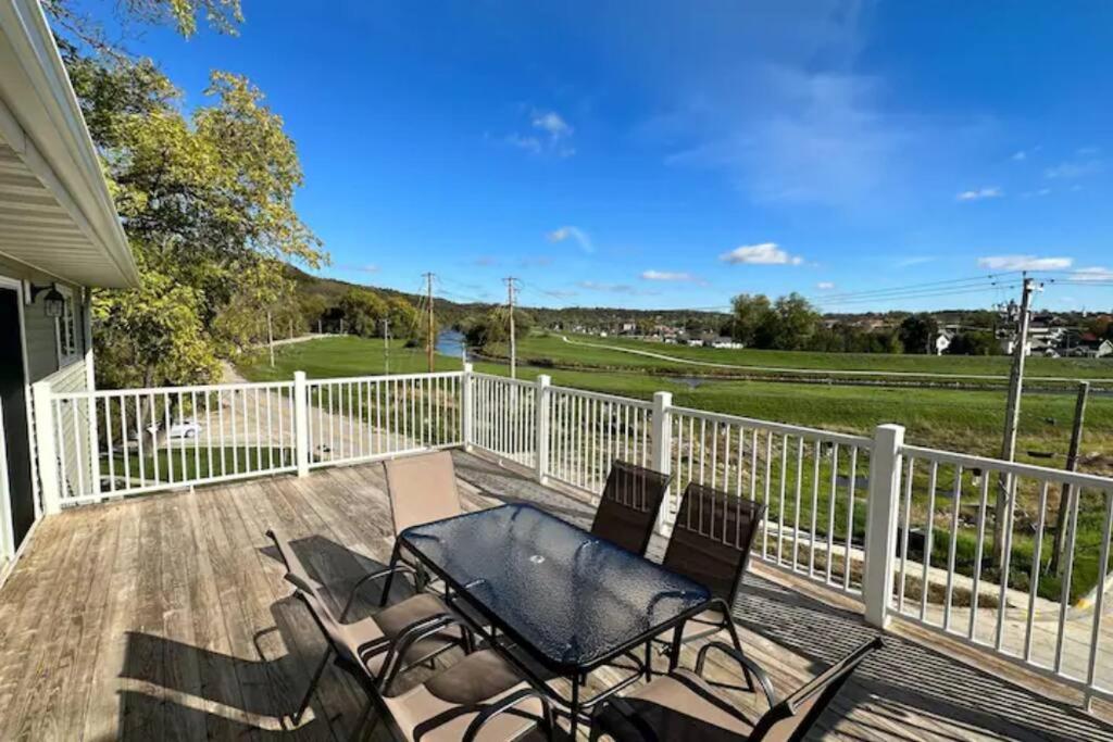 New Heights 4 Bedroom, Close to Everything, Decorah Updated 2024 Prices