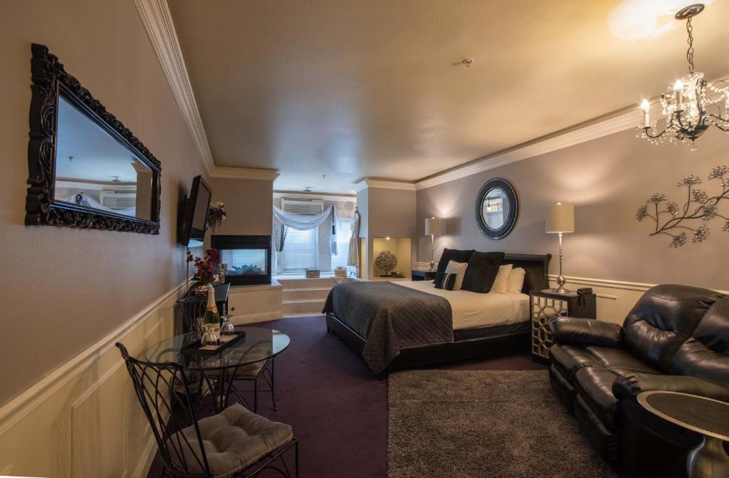 The Anniversary Inn - Boise - Chambre Double De Luxe Avec Balcon Et Vue En Mer