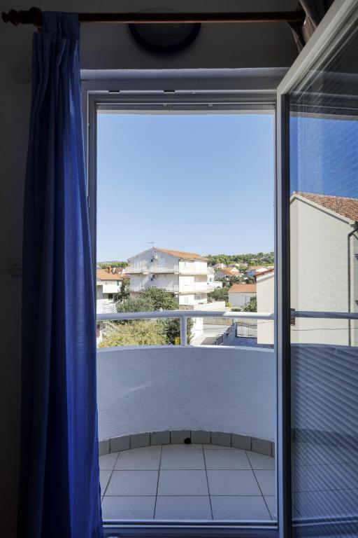 Balkón alebo terasa v ubytovaní Apartments by the sea Brodarica, Sibenik - 466