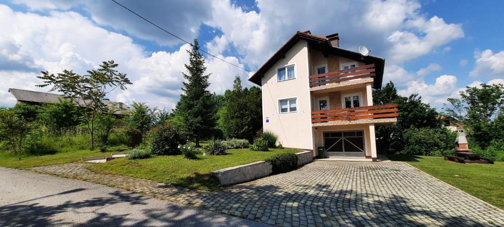 Holiday house with a parking space Grabovac, Plitvice - 21998, Rakovica ...