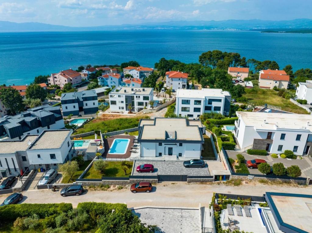Apartments by the sea Vantacici, Krk - 21704