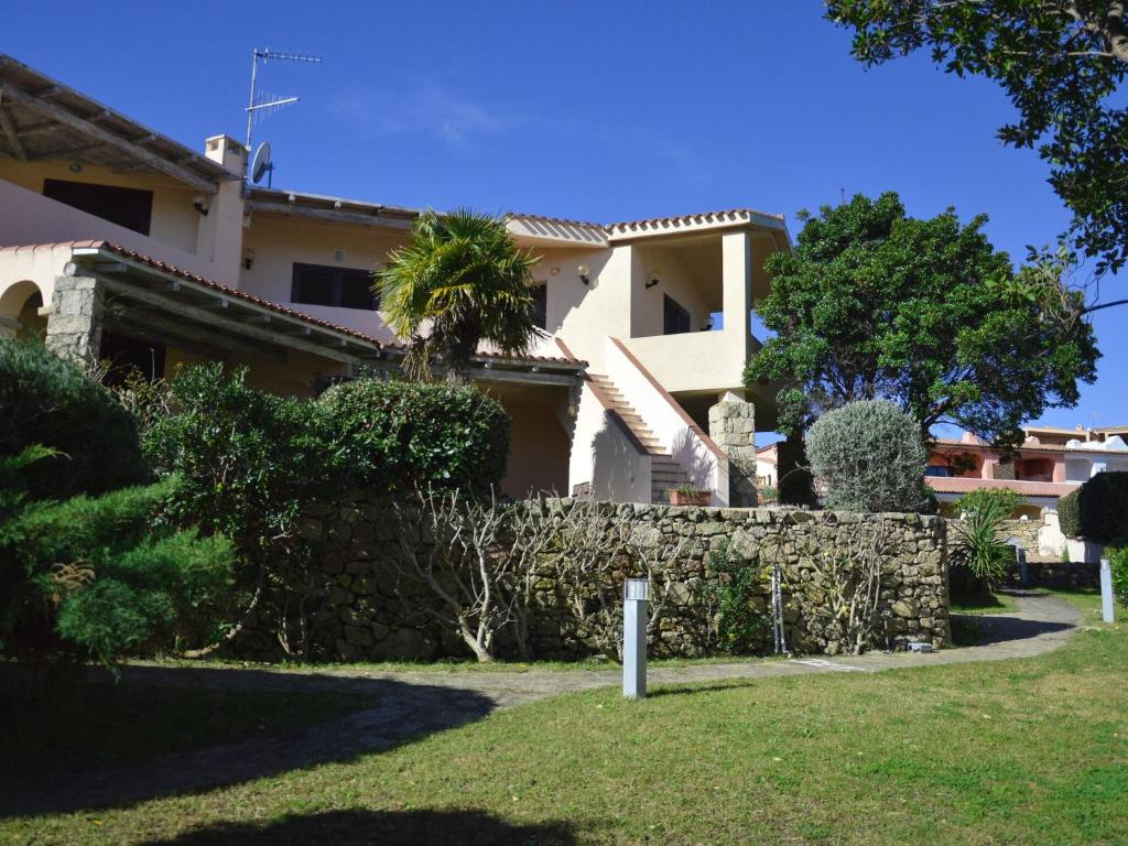 Apartment in Cannigione with sea view, Cannigione (updated prices 2024)