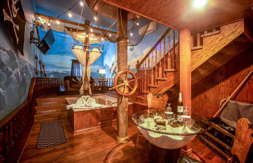 The Anniversary Inn - Fifth South - 