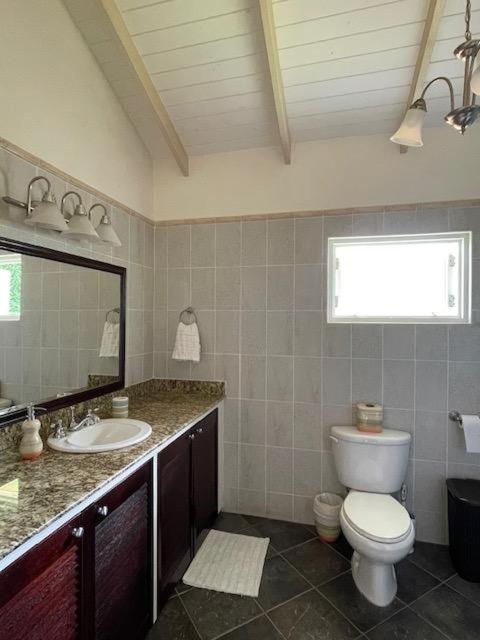 Ванная комната в Villa Ashiana - Beautiful 3-bedroom villa in Marigot Bay villa