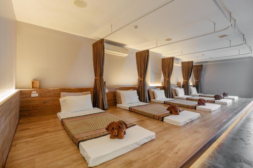 Rak Elegant Hotel Patong - Resim 28