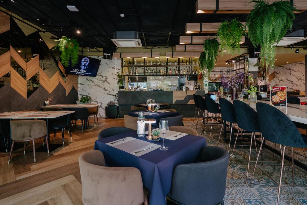 Rak Elegant Hotel Patong - Resim 36