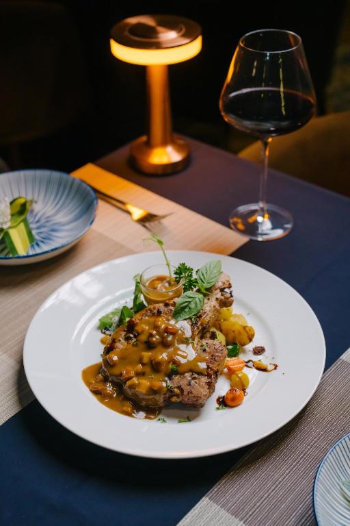 Rak Elegant Hotel Patong - Resim 43