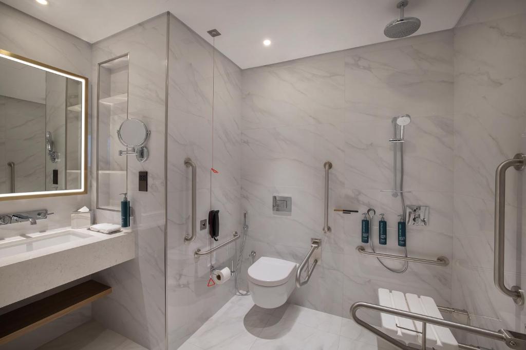 Hilton Garden Inn Dubai Business Bay - Resim 44