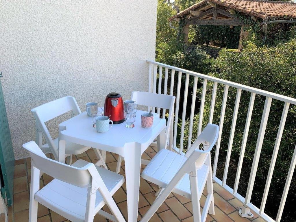 Balkon lub taras w obiekcie Saint Georges de Didonne - AGREABLE APPARTEMENT RENOVE à proximité de la mer