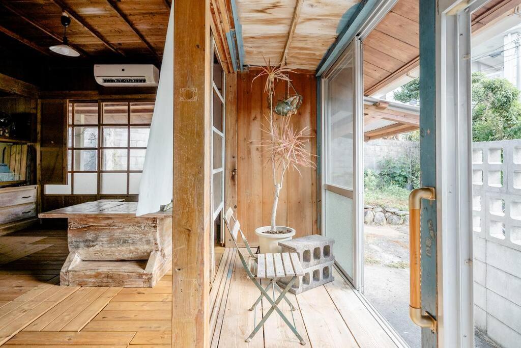 Balkón nebo terasa v ubytování 【Camp House by port Side】 貸切1組の古民家/離島、美ら海への拠点