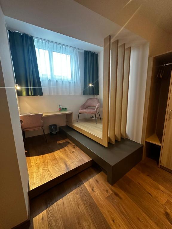 Hotel & Restaurant Graf - 13