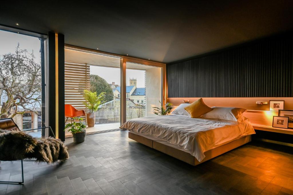 Contemporary home in historic town photo photo 2