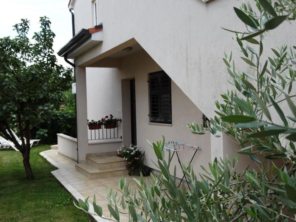 The building in which Az apartmant is located