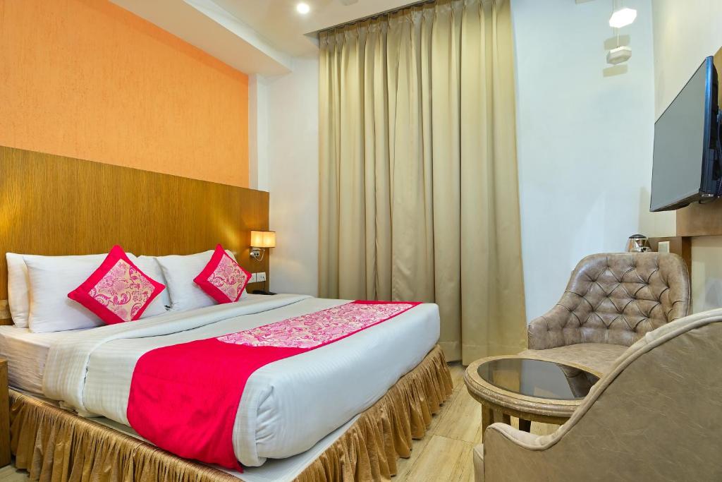 Postel nebo postele na pokoji v ubytování Hotel Hari Piorko - New Delhi Railway Station