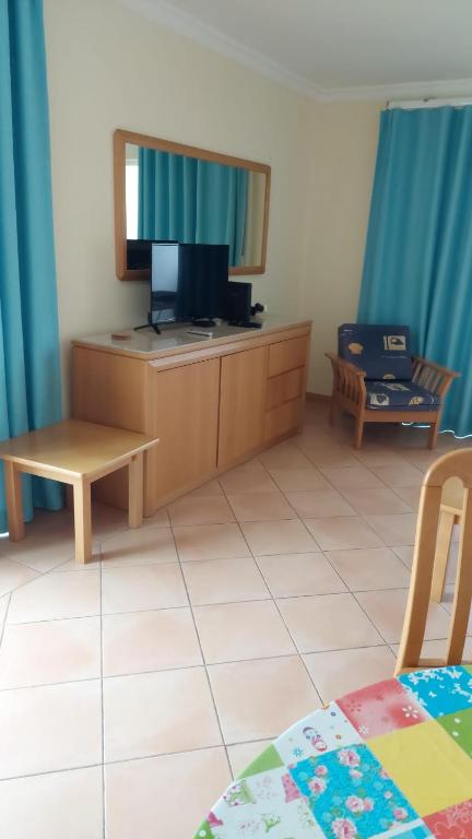 TV a/nebo společenská místnost v ubytování Apartment Mar à Vista