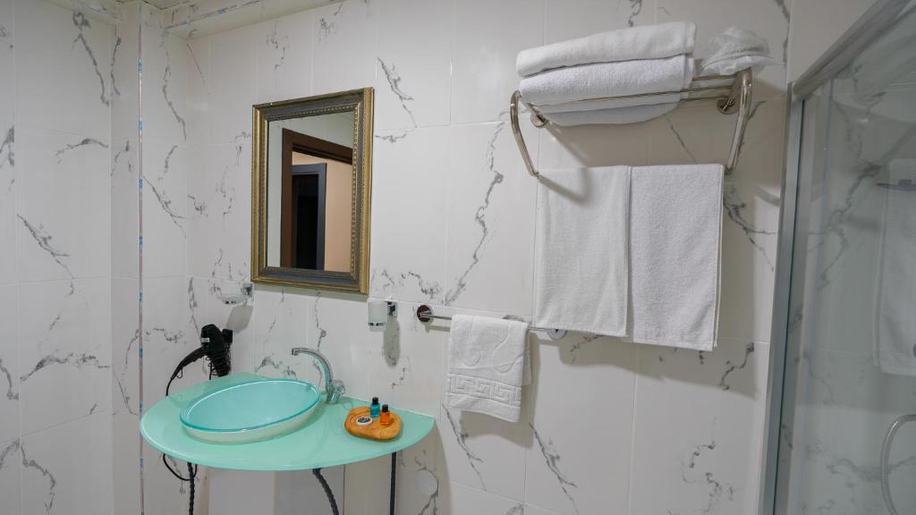 Gardan Hotel - Salle Double Ou Jumelle Standard
