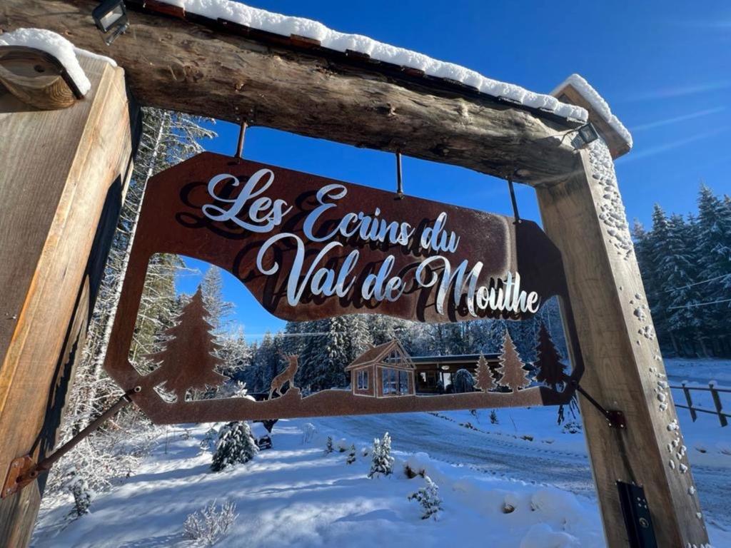 Les Écrins du Val de Mouthe, JURA v zimě