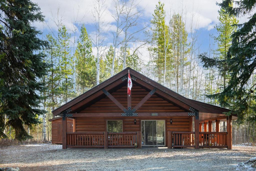 Legacy Vacation Rental, Valemount (updated prices 2024)