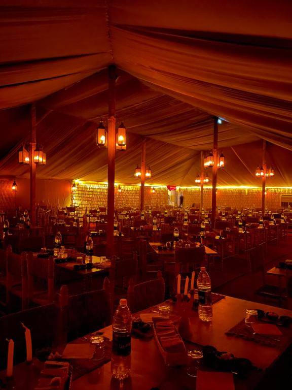 Restaurace v ubytování AGAFAY HEART CAMP