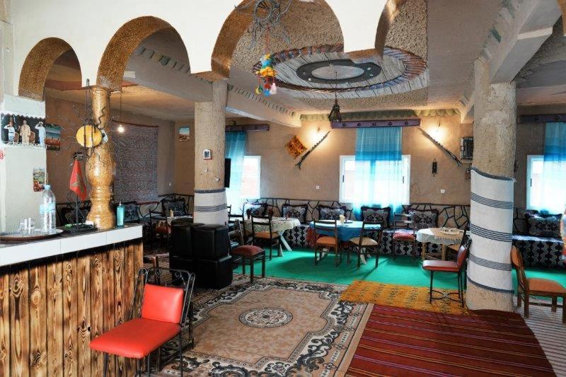 Posezení v ubytování Dounia Hostel
