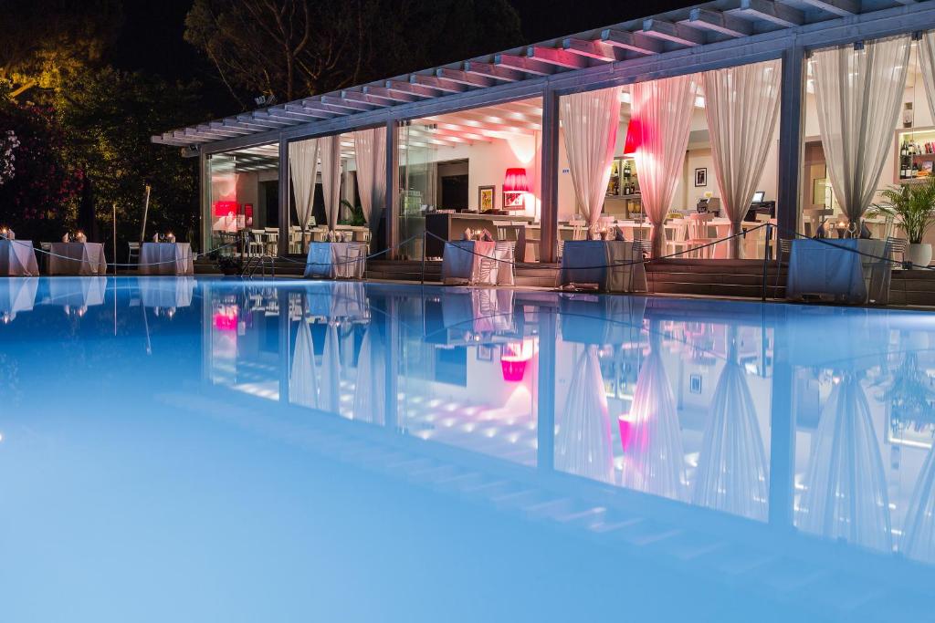 Italiana Hotels Florence - Resim 35