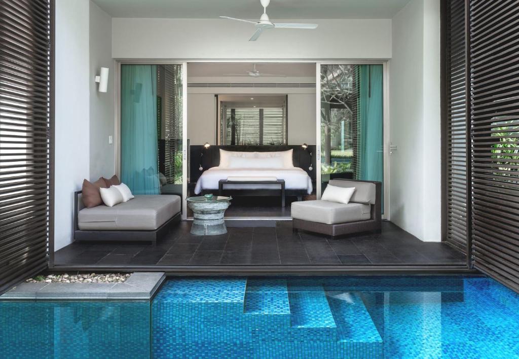 Bazén v ubytování Twinpalms Surin Beach Phuket nebo v jeho okolí