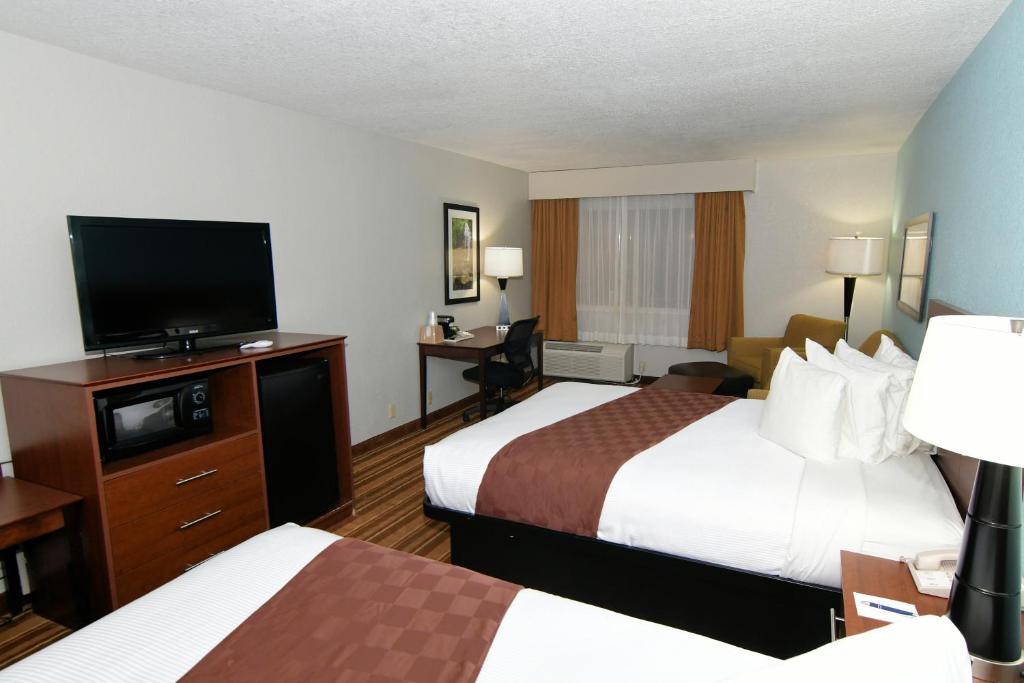 Rock Island Inn & Suites Marshalltown - 行政大号床间 - 带两张大号床 - 禁烟
