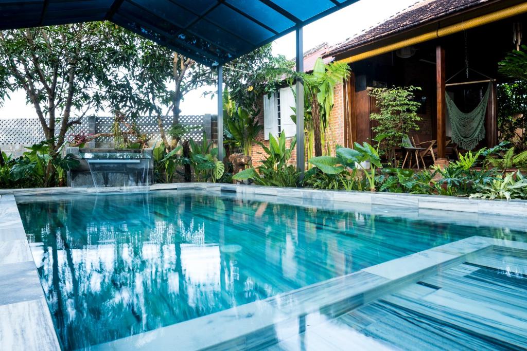 Hồ bơi trong/gần Eco House Villa