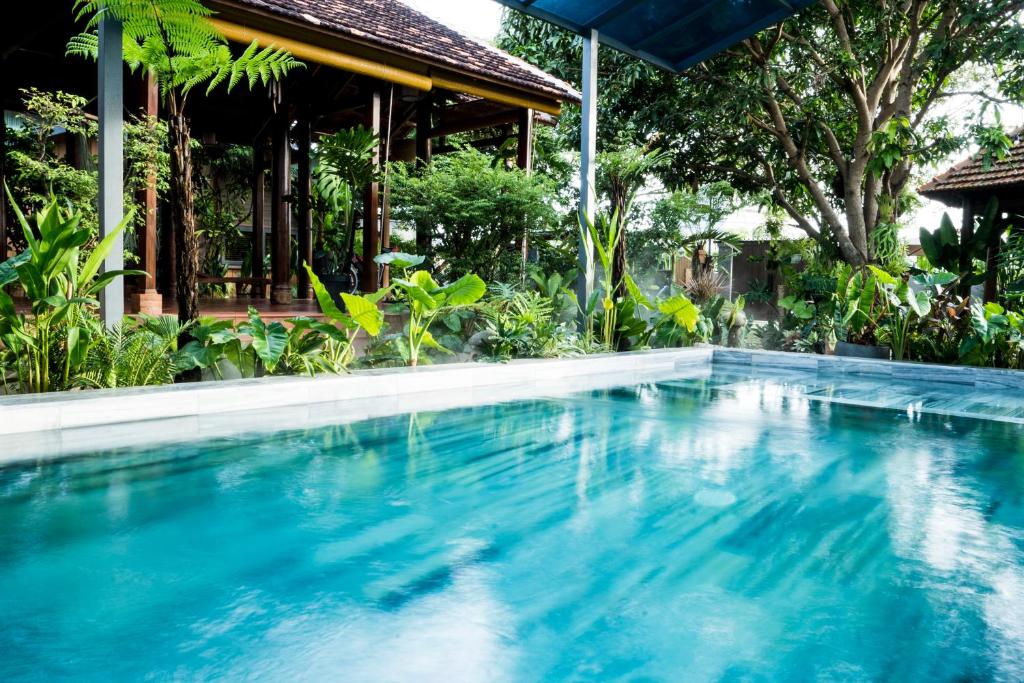Hồ bơi trong/gần Eco House Villa