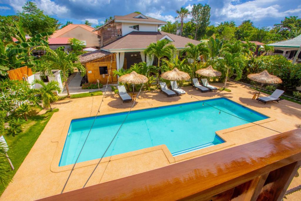 Bazén v ubytování Dolce Amore Resort nebo v jeho okolí