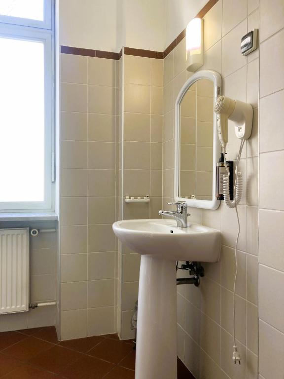 Kúpeľňa v ubytovaní Hotel Łazienkowski