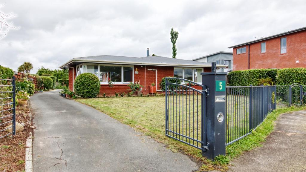 Sweet Home between CBD and University - Resim 2