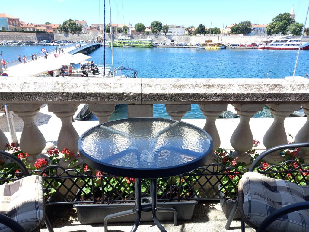 Summertime Apartments - 5