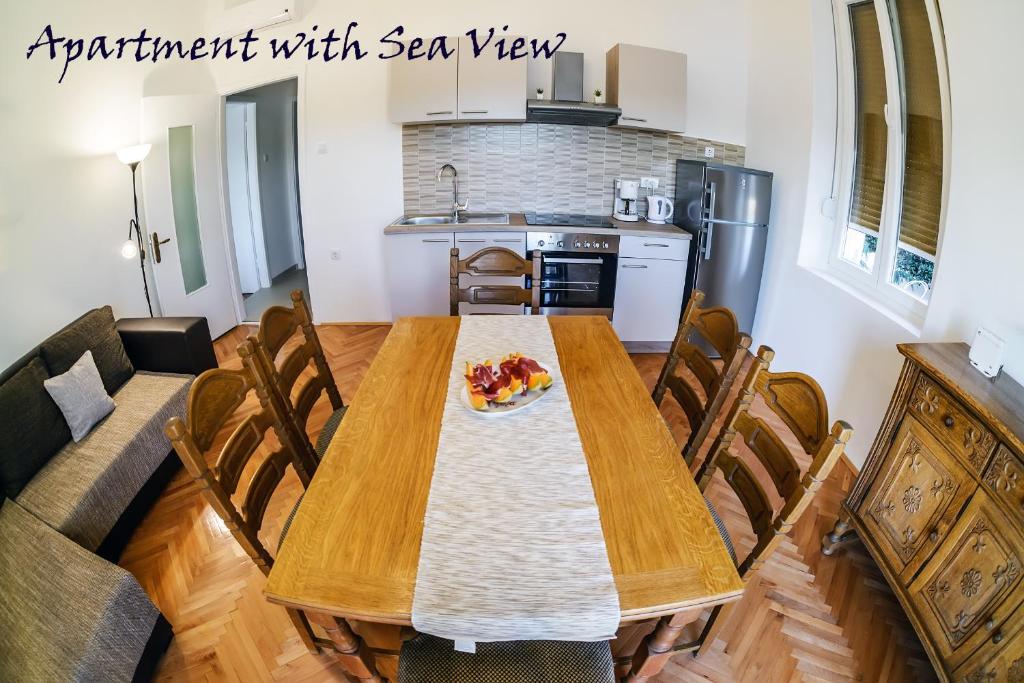 Summertime Apartments - 7