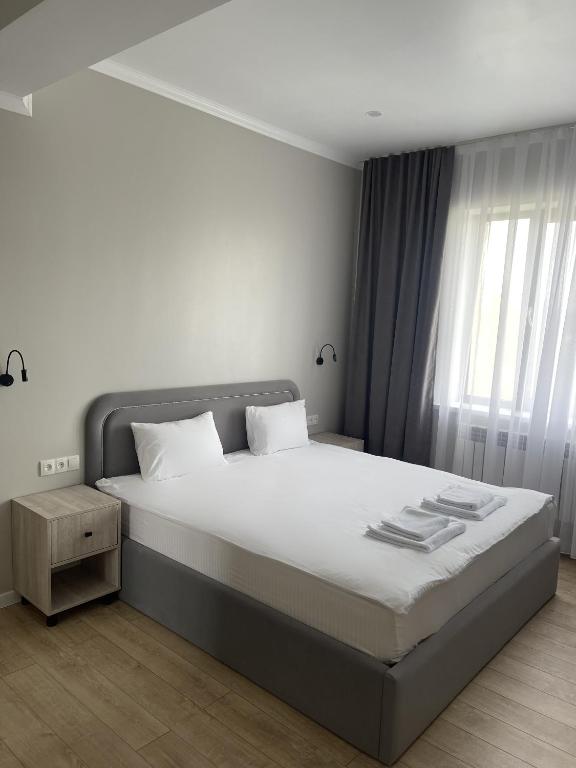 BnB Hotel Shymkent - Klassieke Viervoudige Kamer