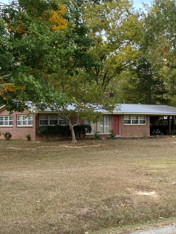 Coombs Manor on the Mountain - Housity