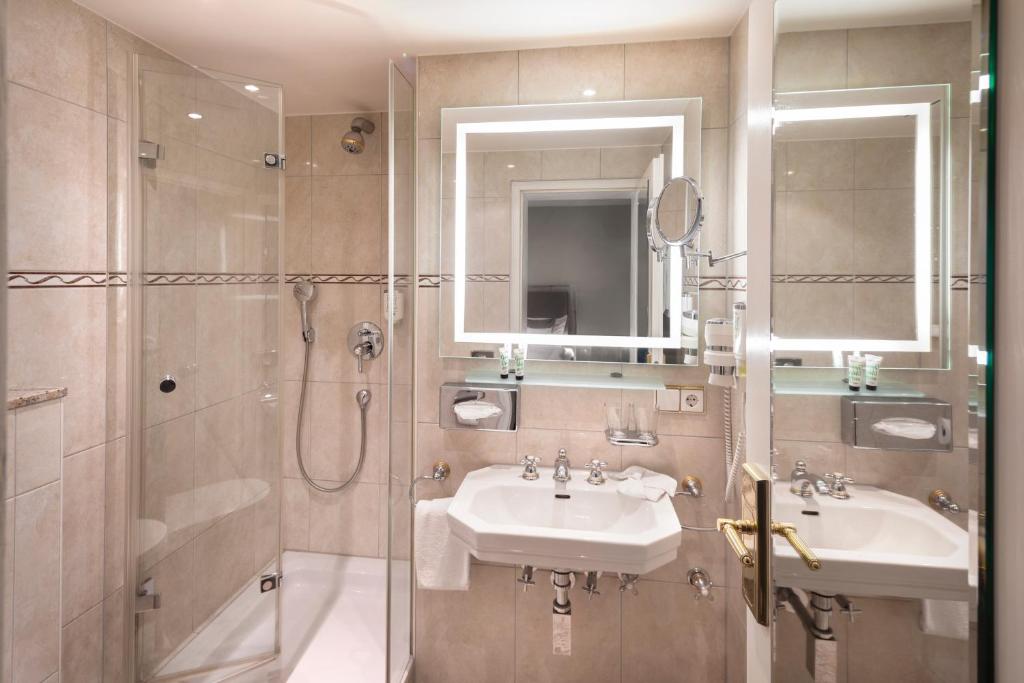 Koupelna v ubytování Sonnenhof Hotel & Spa