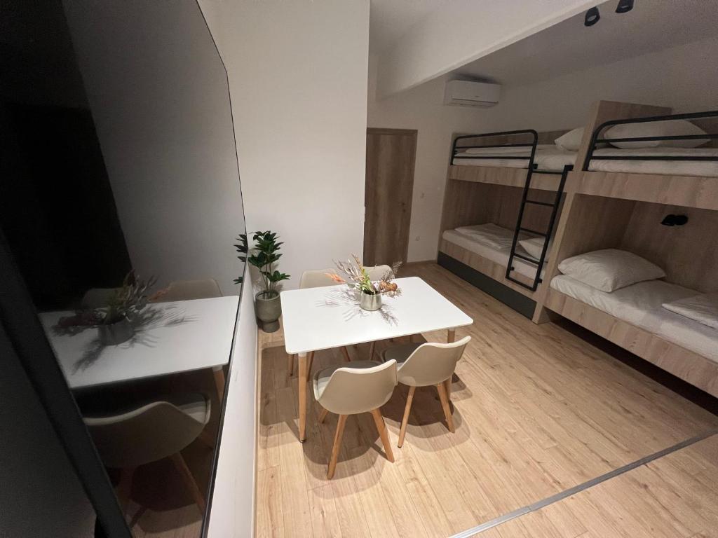 Postel nebo postele na pokoji v ubytování Borsa Rooms