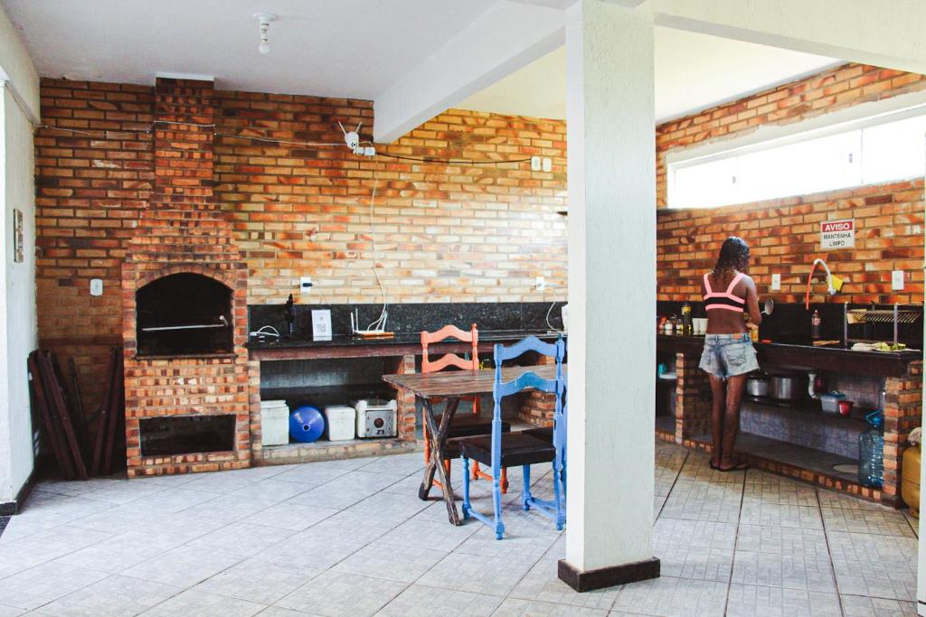 HOSTEL POUSADA LOS PIBES DE FLORES (CABO FRIO): 94 fotos, comparação de  preços e avaliações - Tripadvisor