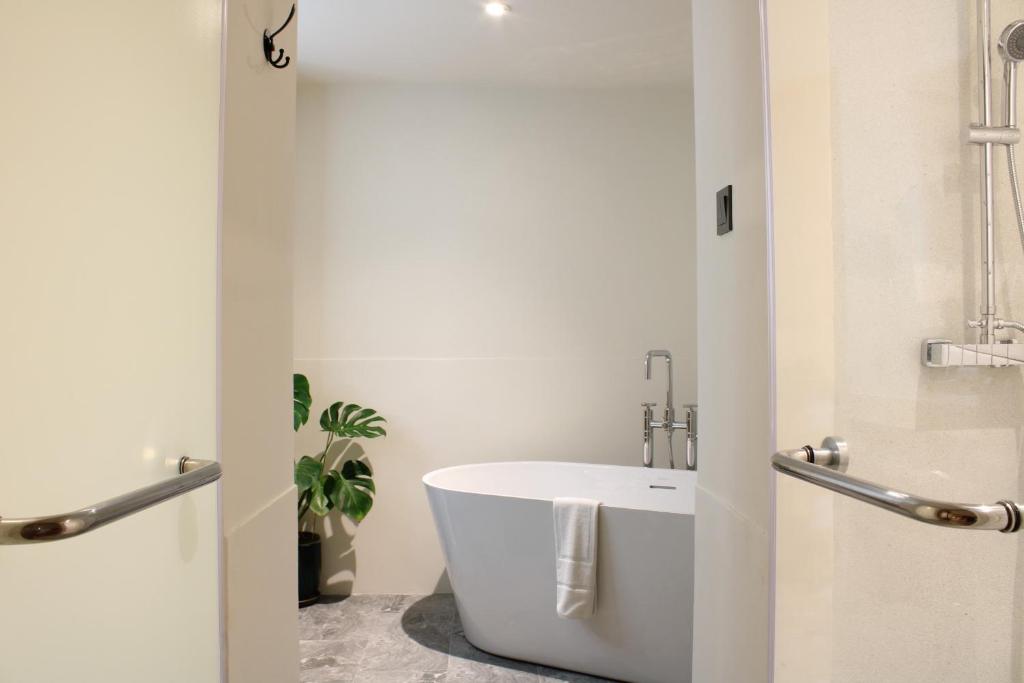 Baan Haad Ngam Boutique Resort - 19