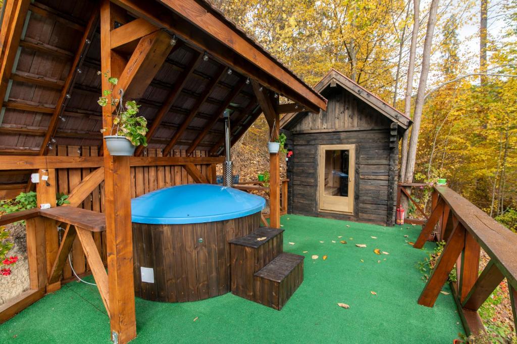 Fotografie z fotogalerie ubytování Esigman - log cabin in Transylvania v destinaci Filia
