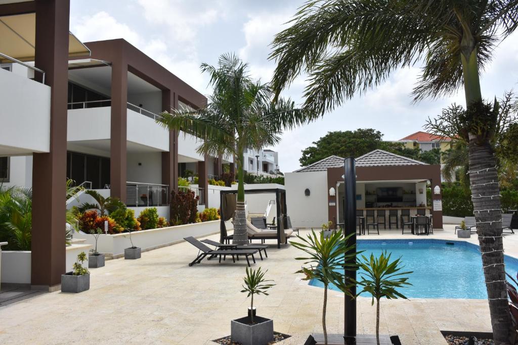 Bazén v ubytování Xanadu Apartments at Blue Bay Golf & Beach Resort nebo v jeho okolí