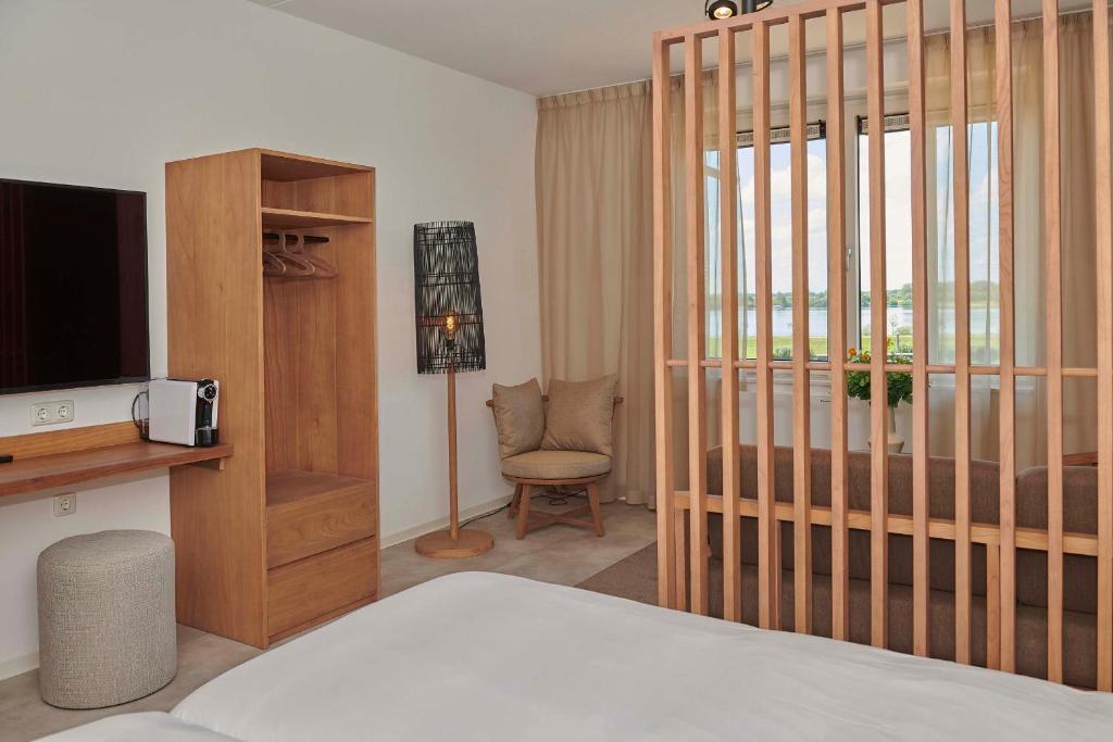Parc Maasresidence Thorn Lake View Hotel Rooms - Double Room With Lake View