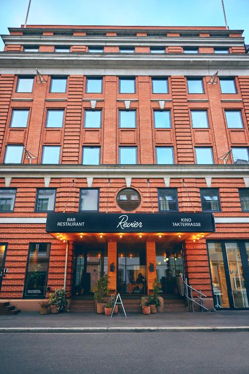 Att I Kvadraturen - Resim 10