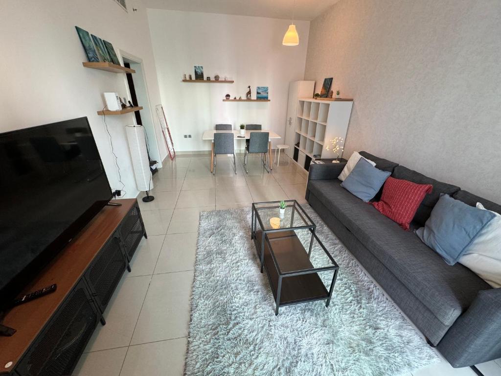 1 bedroom Apartment with Dubai Marina & Seaview, Dubai (updated prices